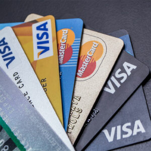 Credits cards – Common types, benefits, and more